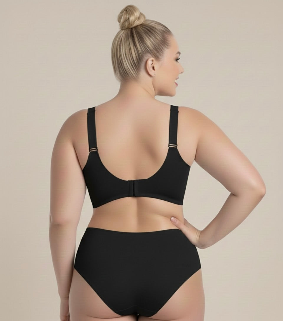 Underwear — seamless briefs for everyday comfort | ENEA Essentials